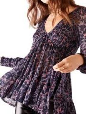 Free People Navy Floral V‑Neck Peasant Tunic with Pink Accents